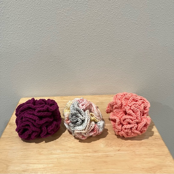 Set of 3 Crochet Peach/Burgundy/Gray Eco-Friendly Bath Loofahs with Hanging Loop - Picture 3 of 9